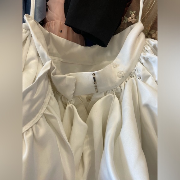 Vintage Maggie Sottero Wedding Dress - Picture 17 of 17